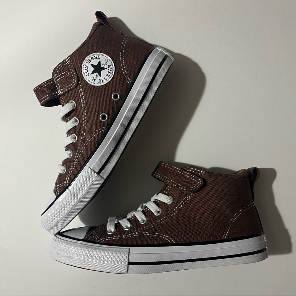 Converse Chuck Taylor All Star Malden Kids High Tops Sneakers Sz 2.5